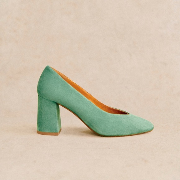 NWOT - Sézane Alice Suede Heels, Sea Green - Picture 6 of 16